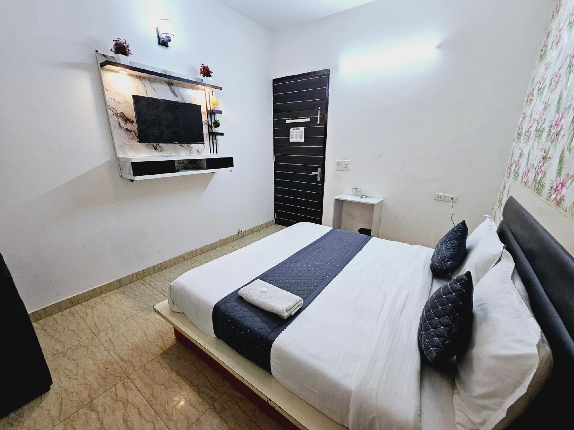 Hotel Tulip Near Delhi Airport New Delhi Eksteriør bilde
