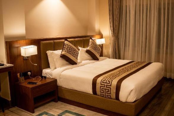 Hotel Tulip Near Delhi Airport New Delhi Eksteriør bilde